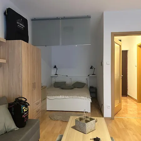 S3 Residences Ilka Serviced Cozy Apartament *
